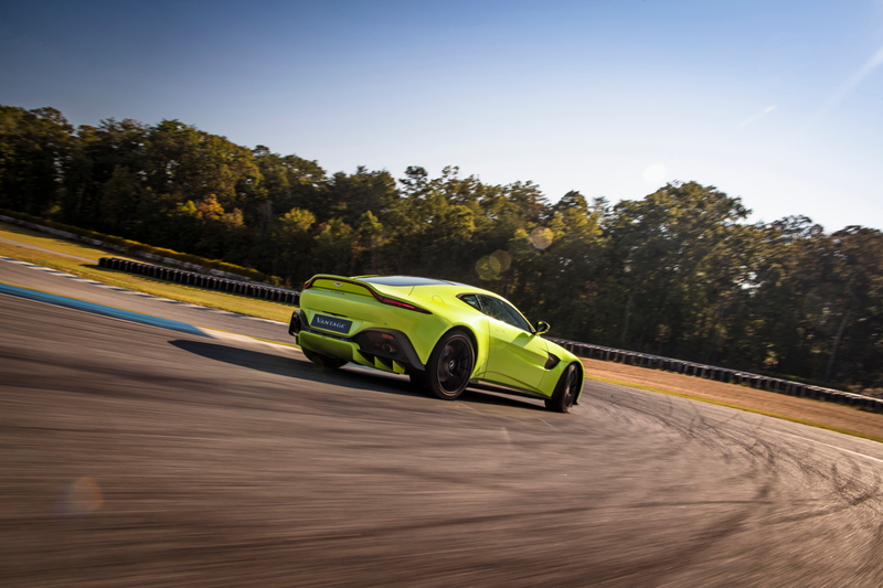 Illustration for article titled The 2019 Aston Martin Vantage Doesn't Settle For Anything